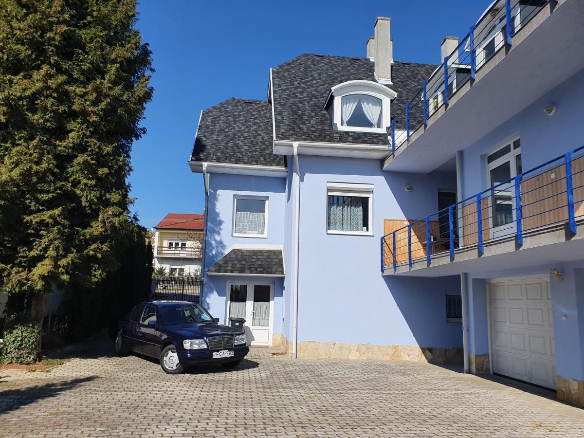 拉古纳公寓酒店 Hévíz 外观 照片