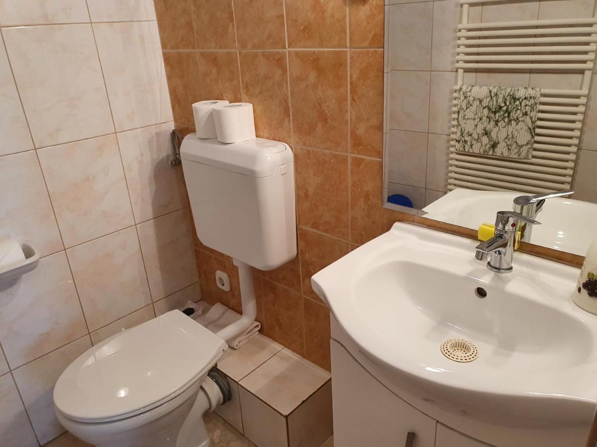 拉古纳公寓酒店 Hévíz 外观 照片